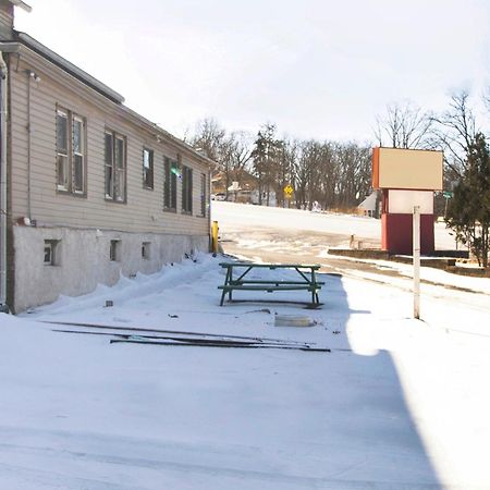 Oyo Hotel Wilkes-Barre East 외부 사진